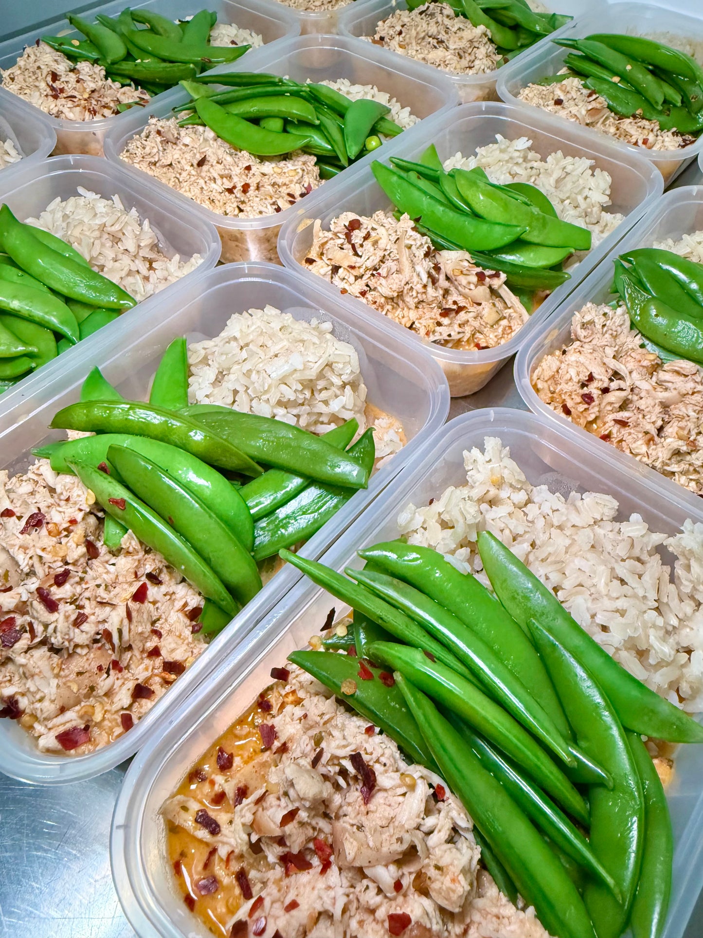 *NEW* Opt4: Coconut & Lime Bowls with Wholegrain Rice & Sugar Snap Peas. 197 calories: 32GC/5GF/6GP